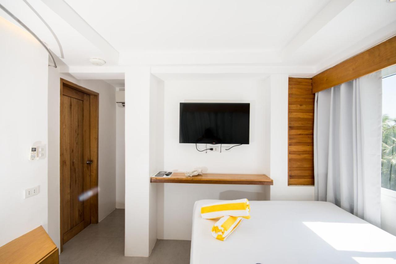 Zuzuni Boutique Hotel Balabag  Bagian luar foto