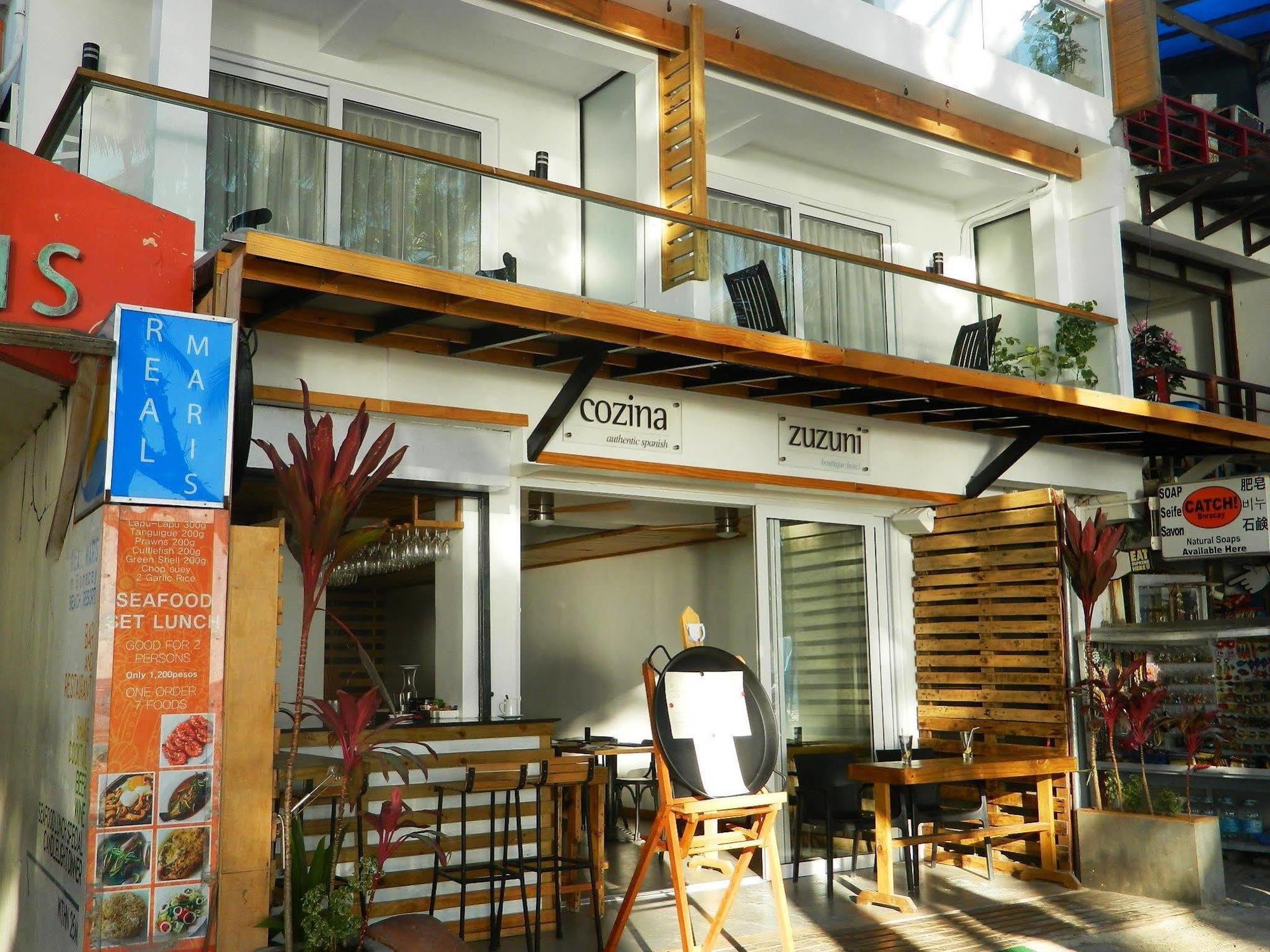 Zuzuni Boutique Hotel Balabag  Bagian luar foto